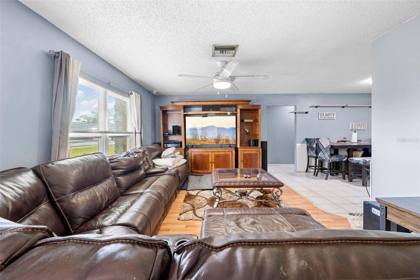 Image 4 of 39 For 11201 Island Pine Drive