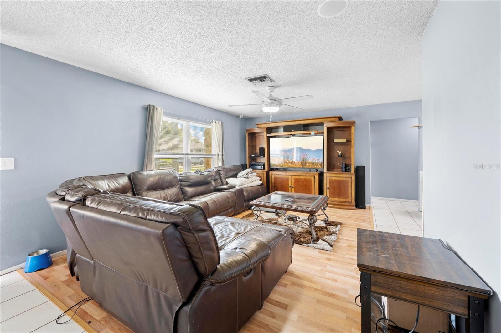 Image 5 of 39 For 11201 Island Pine Drive