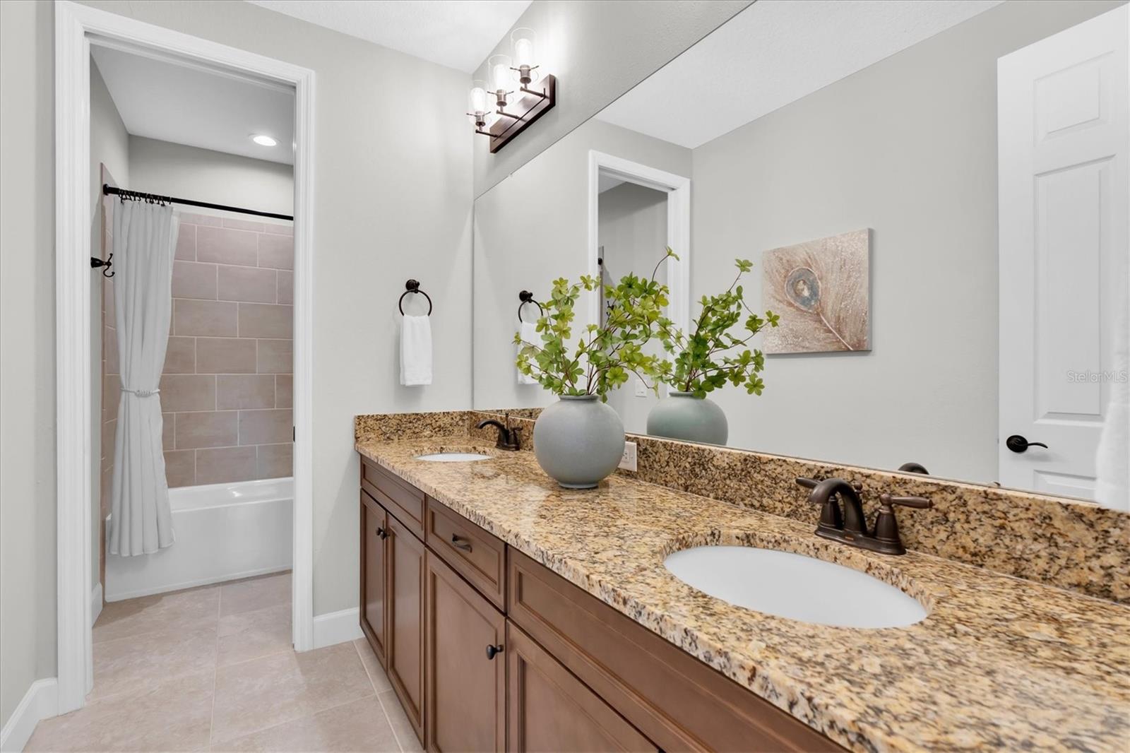 Image 43 of 95 For 4069 Barbour Trail