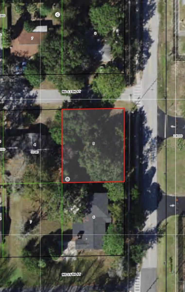 Listing photo id 1 for 764 12th Street