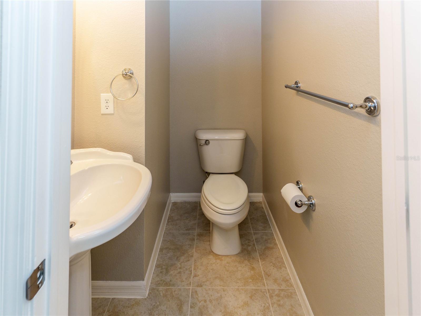 Image 12 of 33 For 11727 Colony Lakes Boulevard