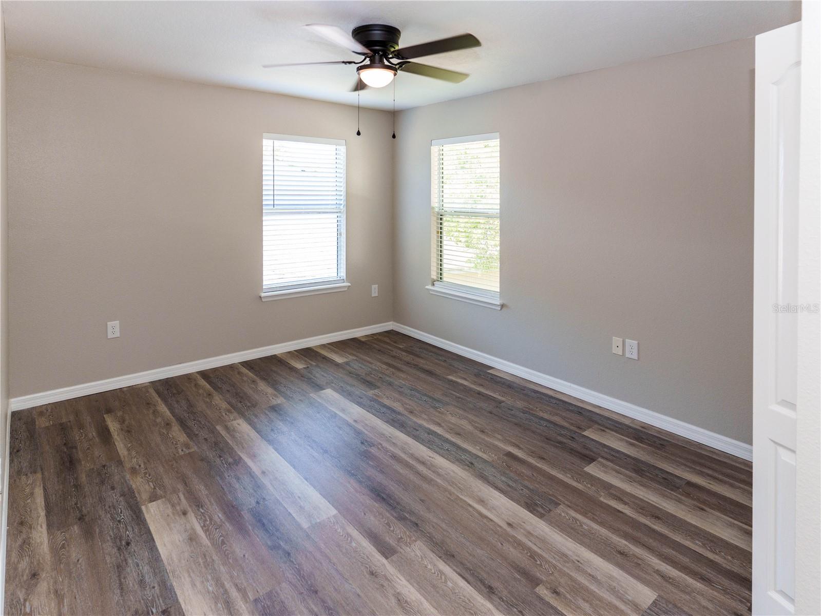 Image 24 of 33 For 11727 Colony Lakes Boulevard