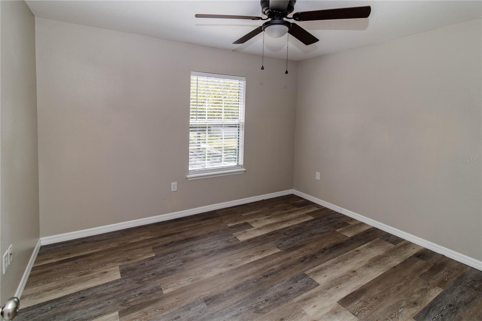 Image 25 of 33 For 11727 Colony Lakes Boulevard