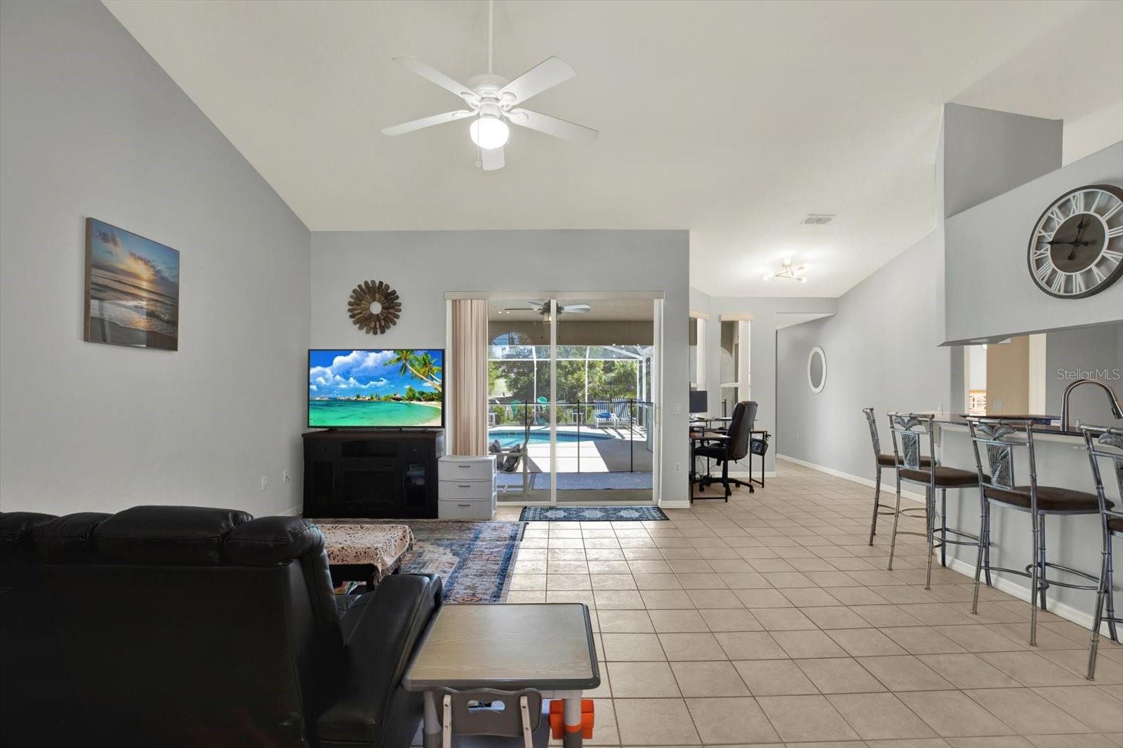 Image 10 of 39 For 5220 Kirkwood Avenue