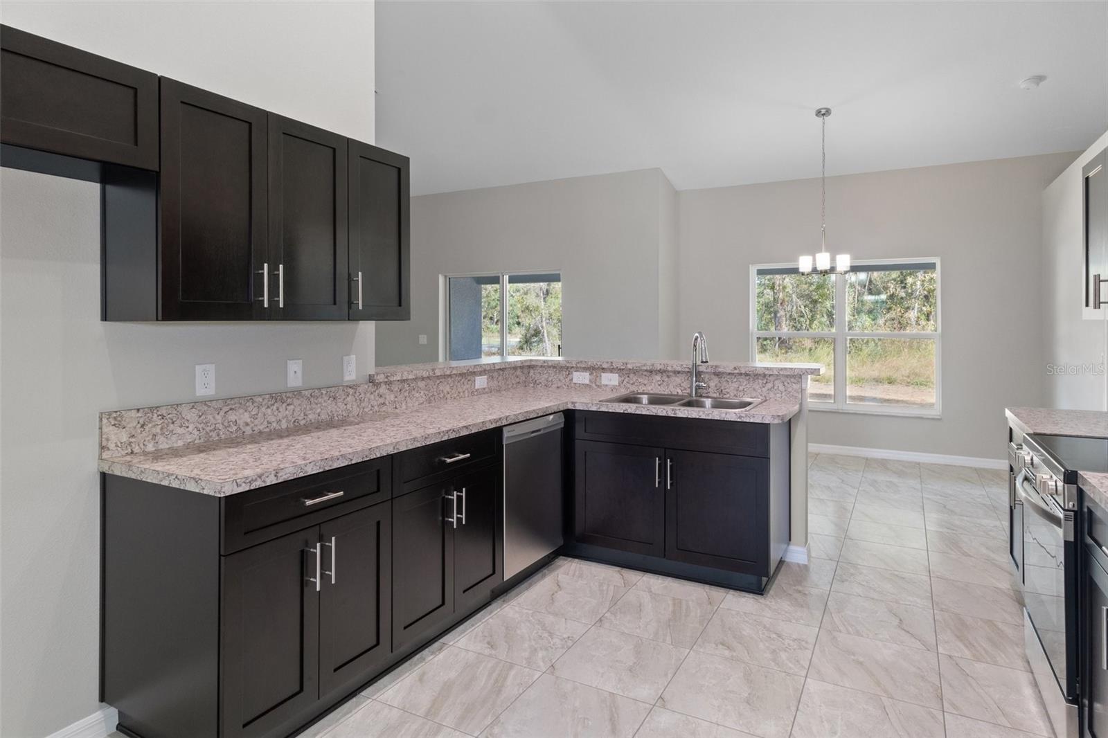 Image 14 of 40 For 11357 Latchwood Avenue