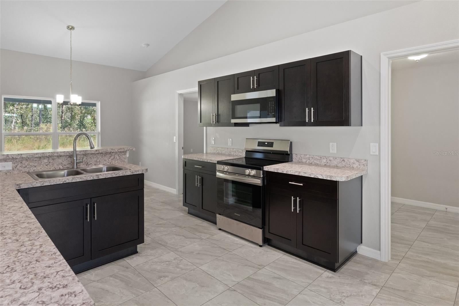 Image 16 of 40 For 11357 Latchwood Avenue