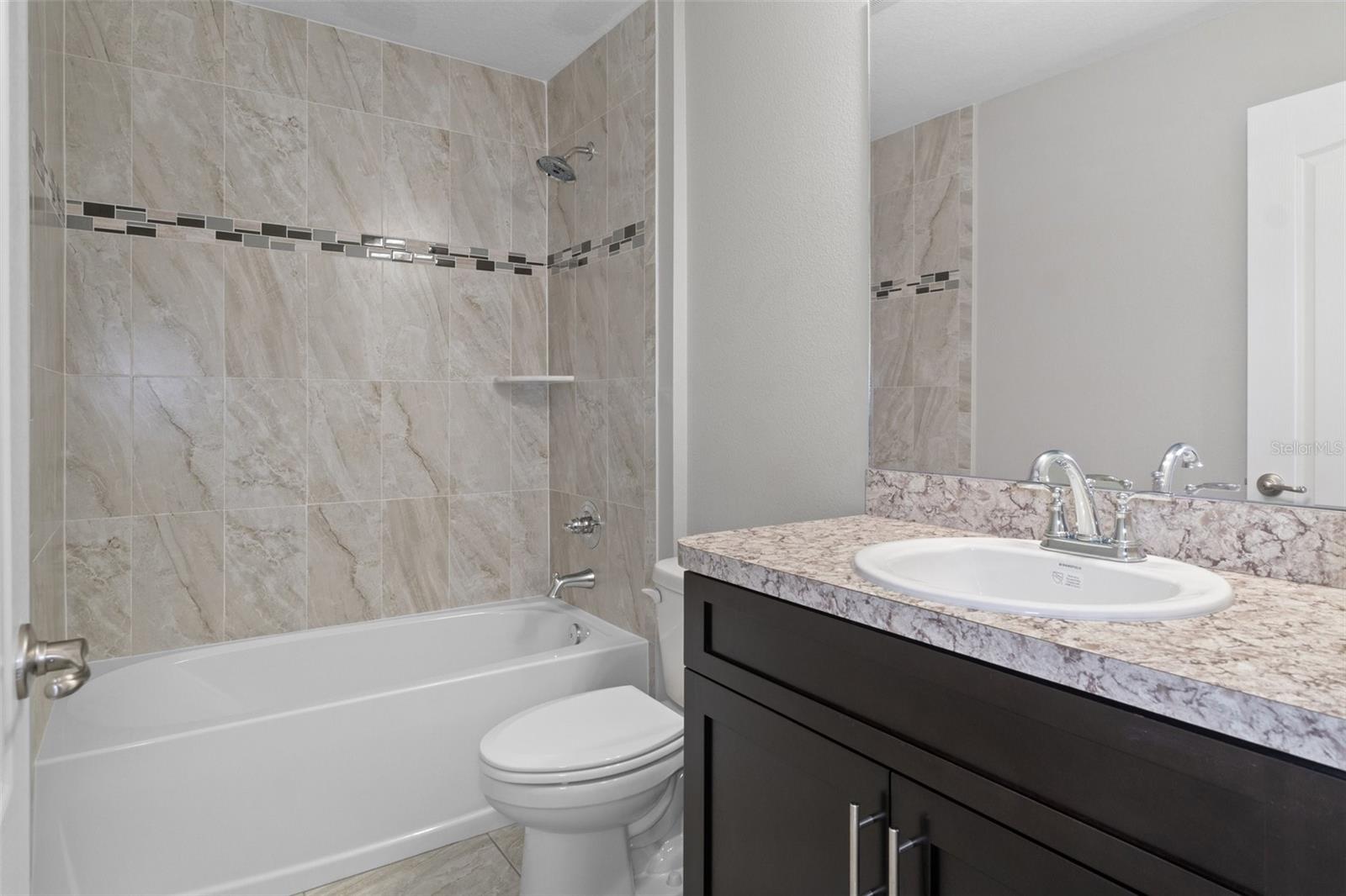 Image 33 of 40 For 11357 Latchwood Avenue