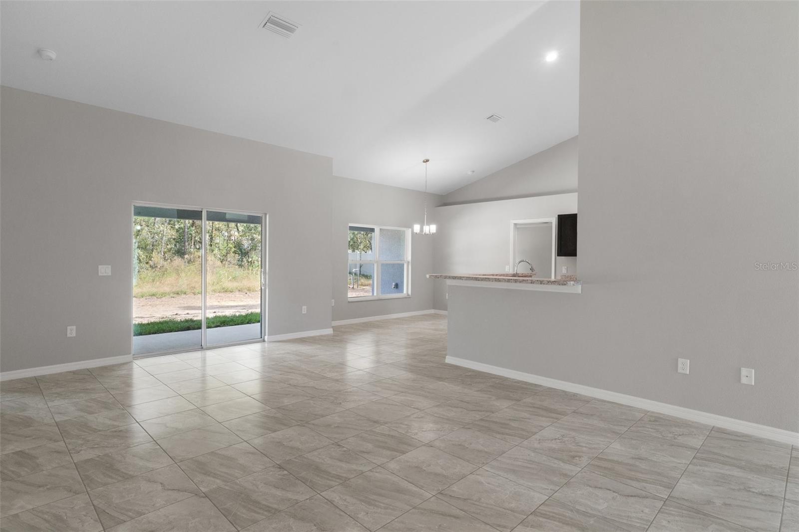 Image 6 of 40 For 11357 Latchwood Avenue