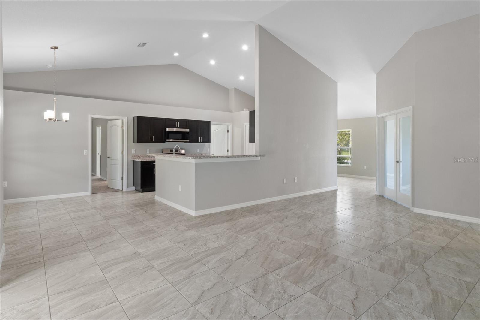 Image 7 of 40 For 11357 Latchwood Avenue