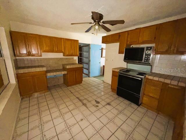 Image 5 of 19 For 6292 Park Drive