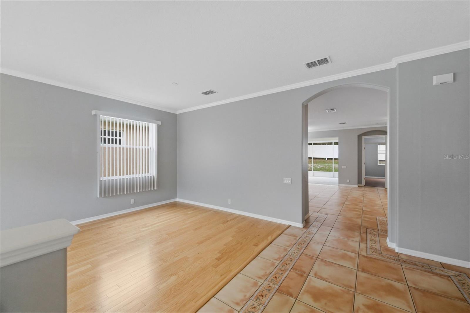 Image 10 of 78 For 14753 Potterton Circle