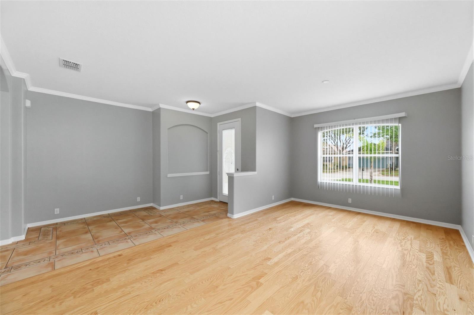 Image 12 of 78 For 14753 Potterton Circle