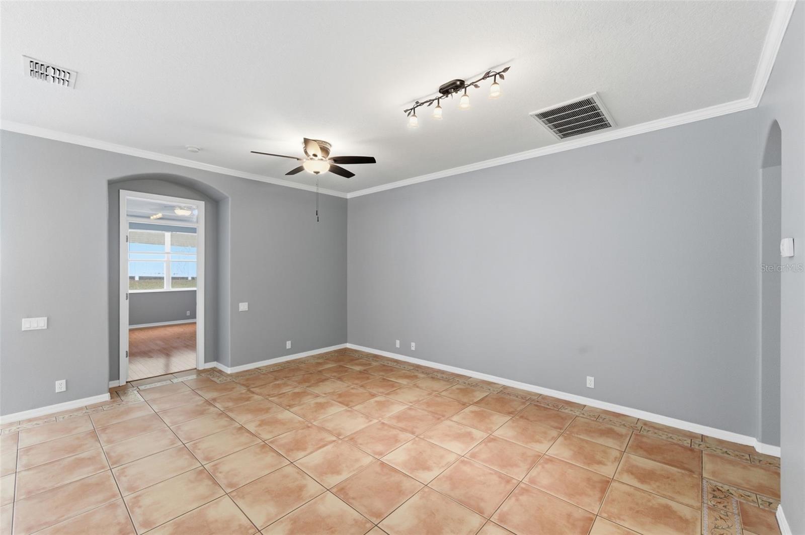 Image 25 of 78 For 14753 Potterton Circle