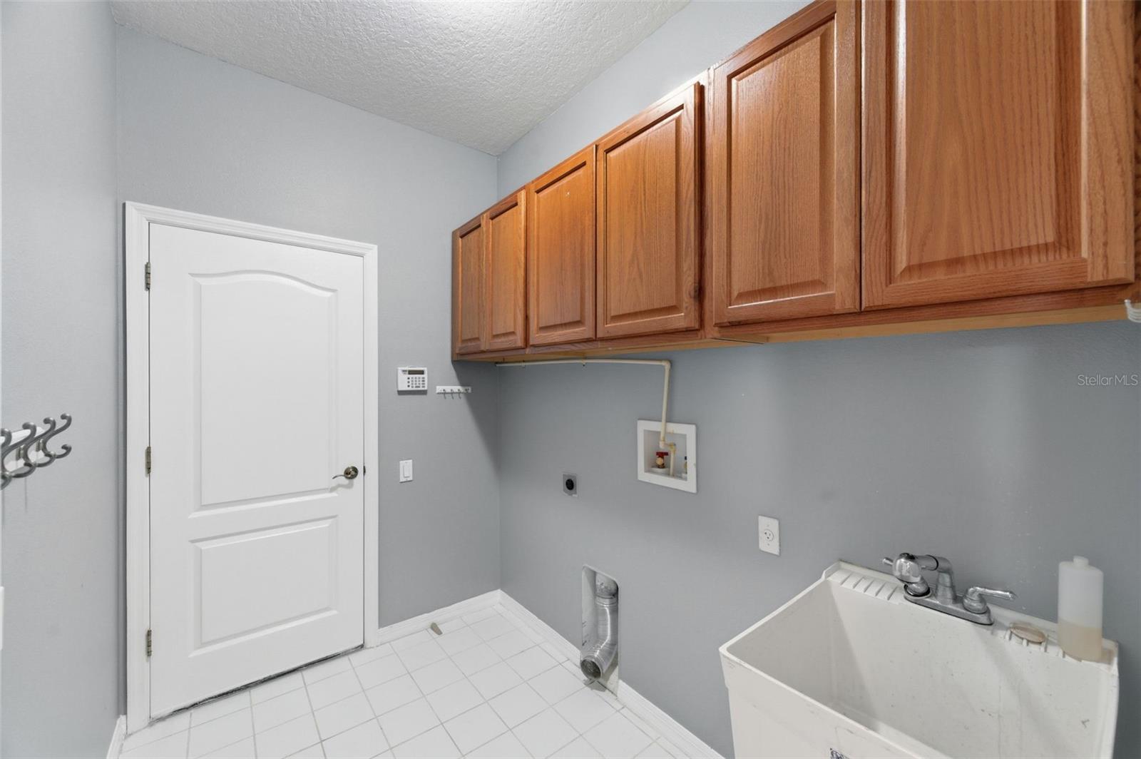 Image 50 of 78 For 14753 Potterton Circle