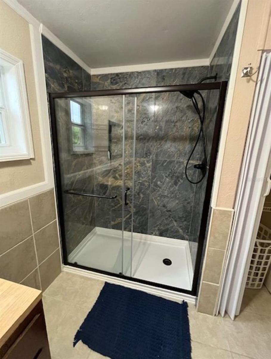 Image 27 of 34 For 9451 111th Street