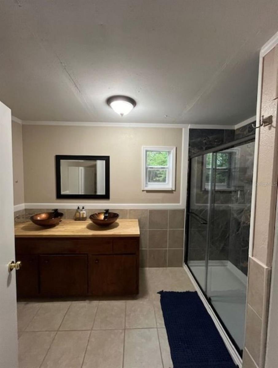 Image 6 of 34 For 9451 111th Street