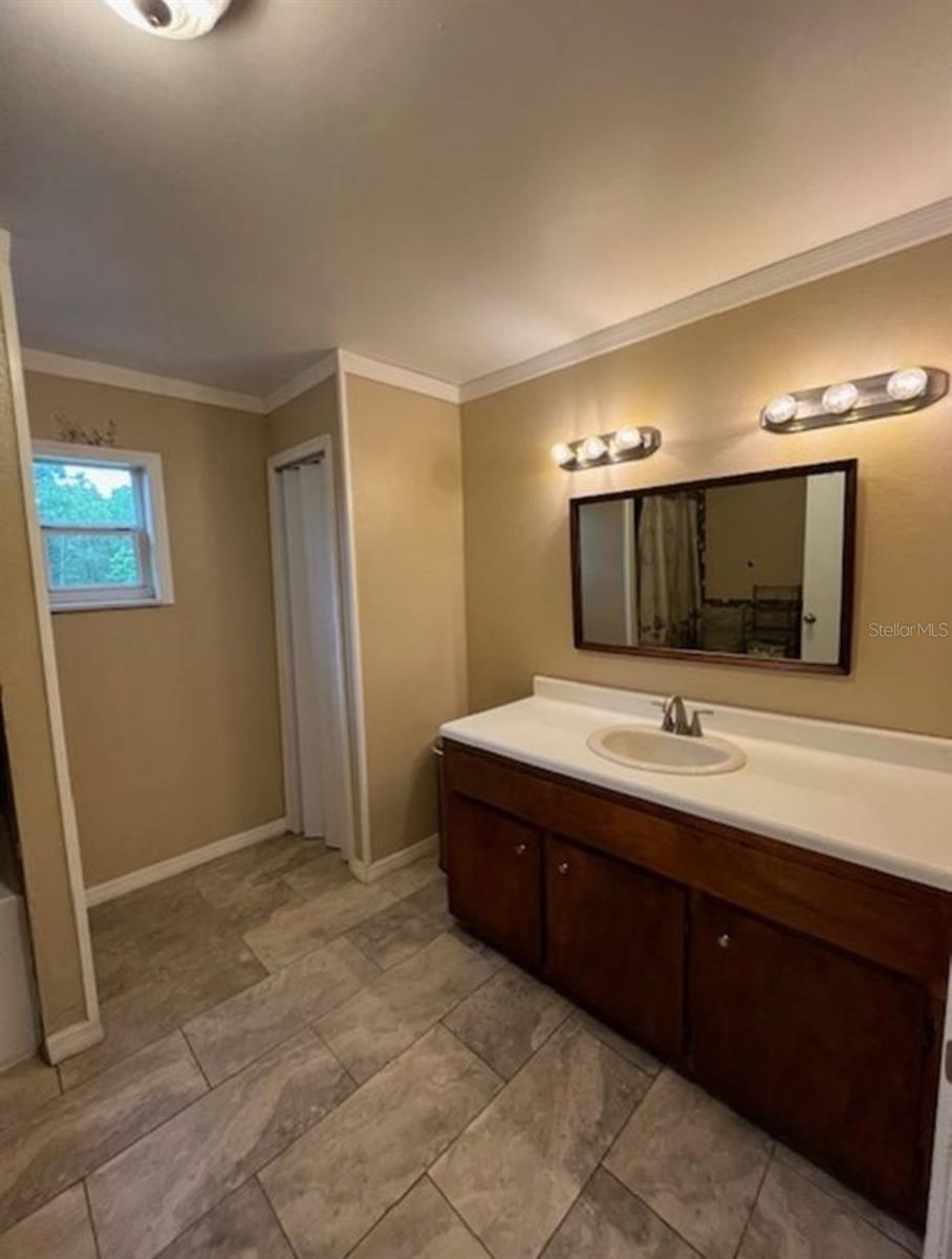 Image 9 of 34 For 9451 111th Street