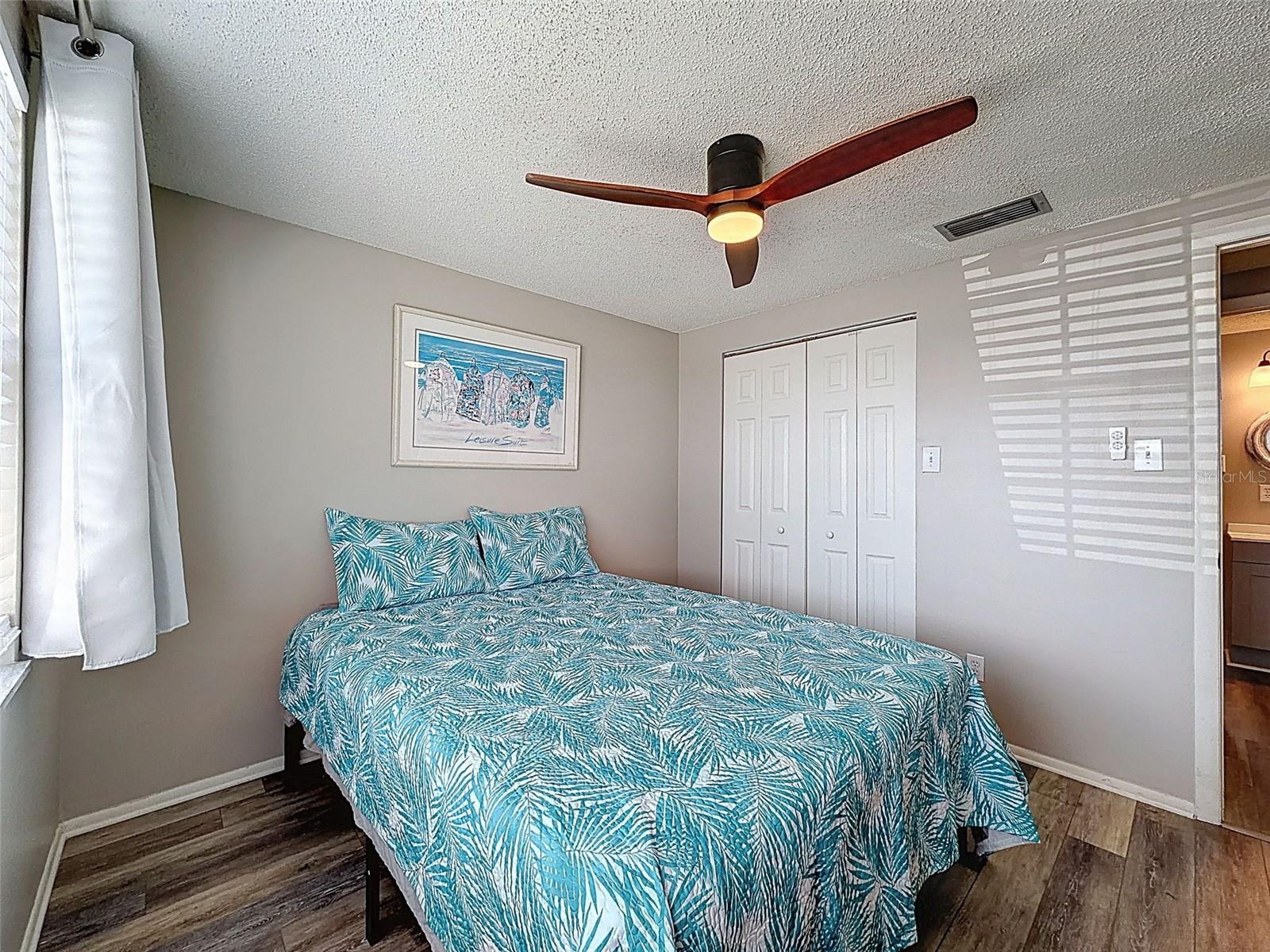 Listing photo id 14 for 3315 Trophy Boulevard 0