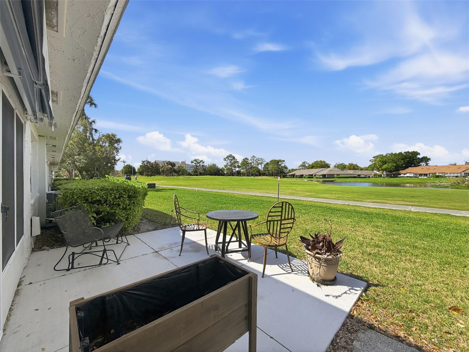 Listing photo id 28 for 3315 Trophy Boulevard 0