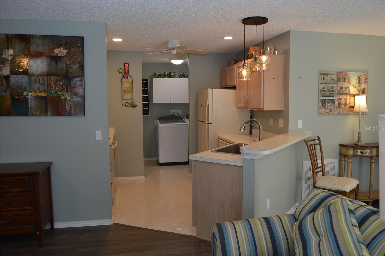 Image 13 of 30 For 1706 El Nino Street