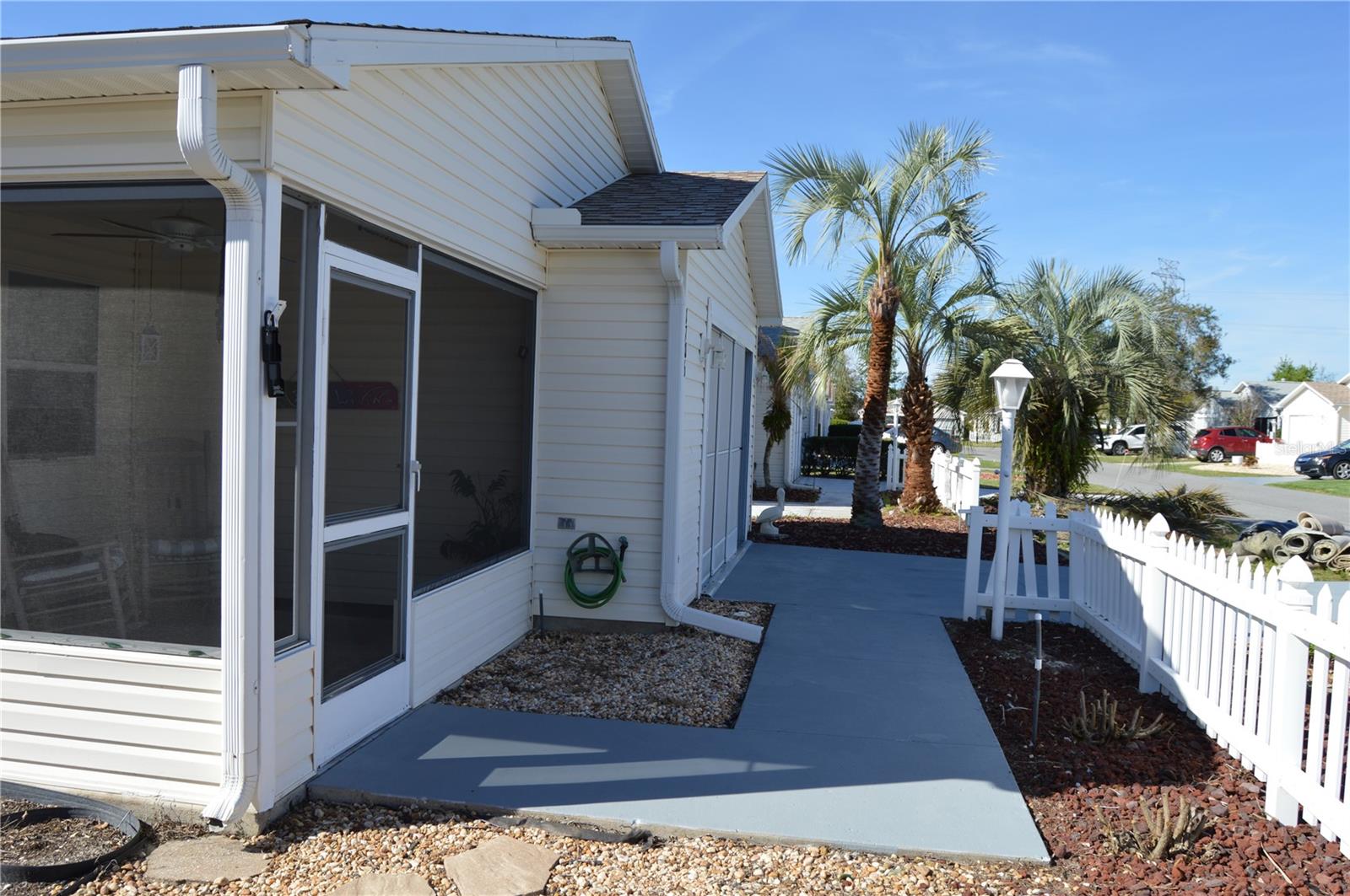 Image 6 of 30 For 1706 El Nino Street