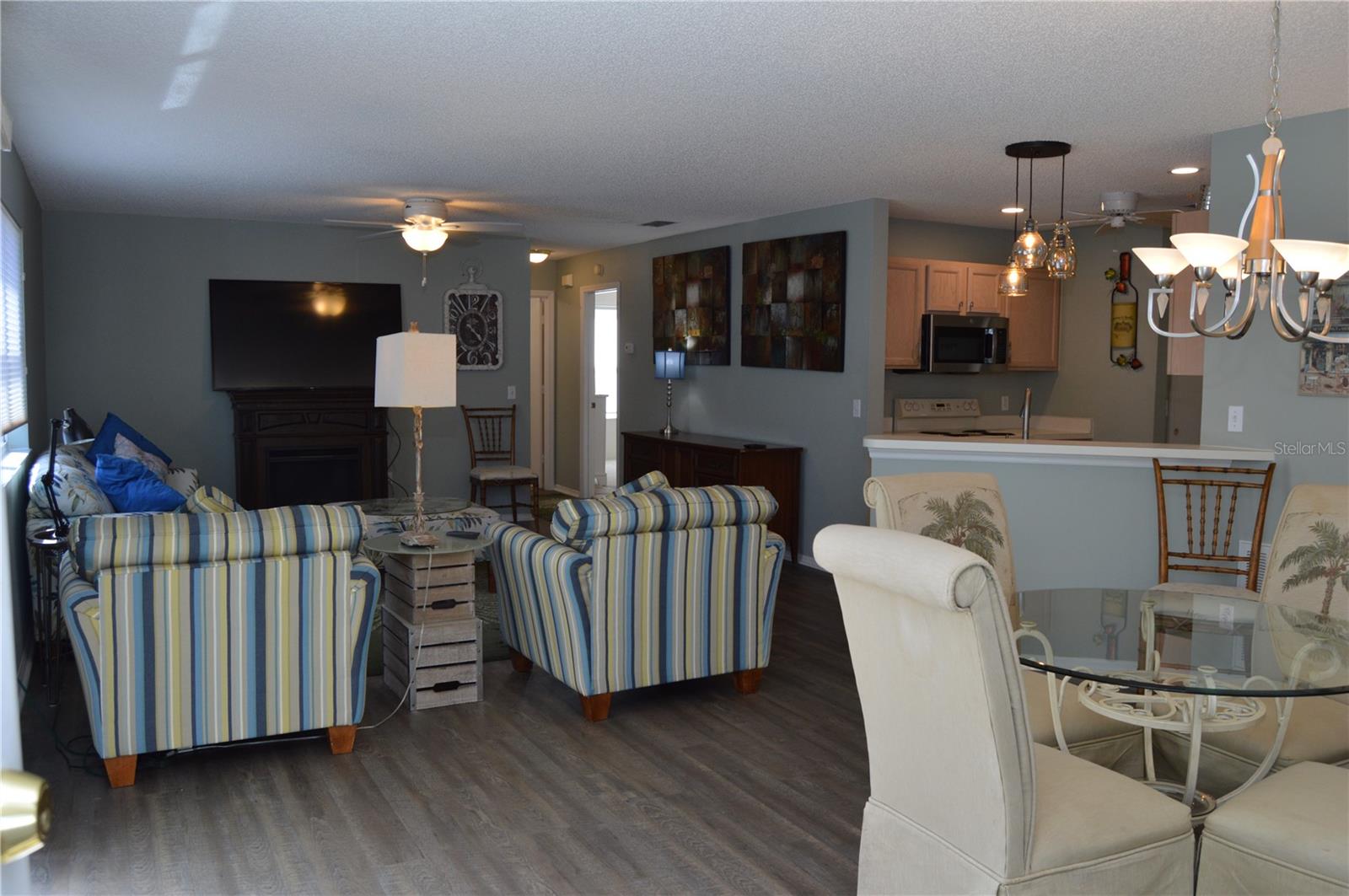 Image 9 of 30 For 1706 El Nino Street