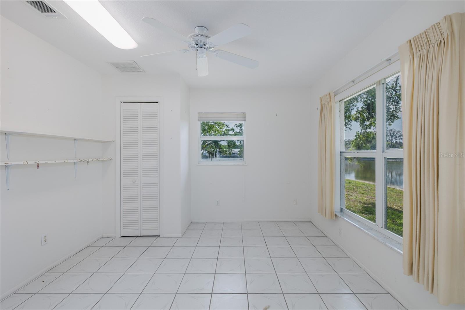 Image 18 of 35 For 8330 Divot Way