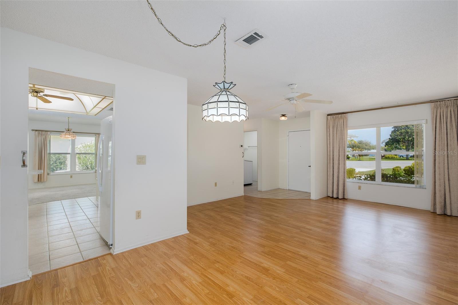 Image 9 of 35 For 8330 Divot Way