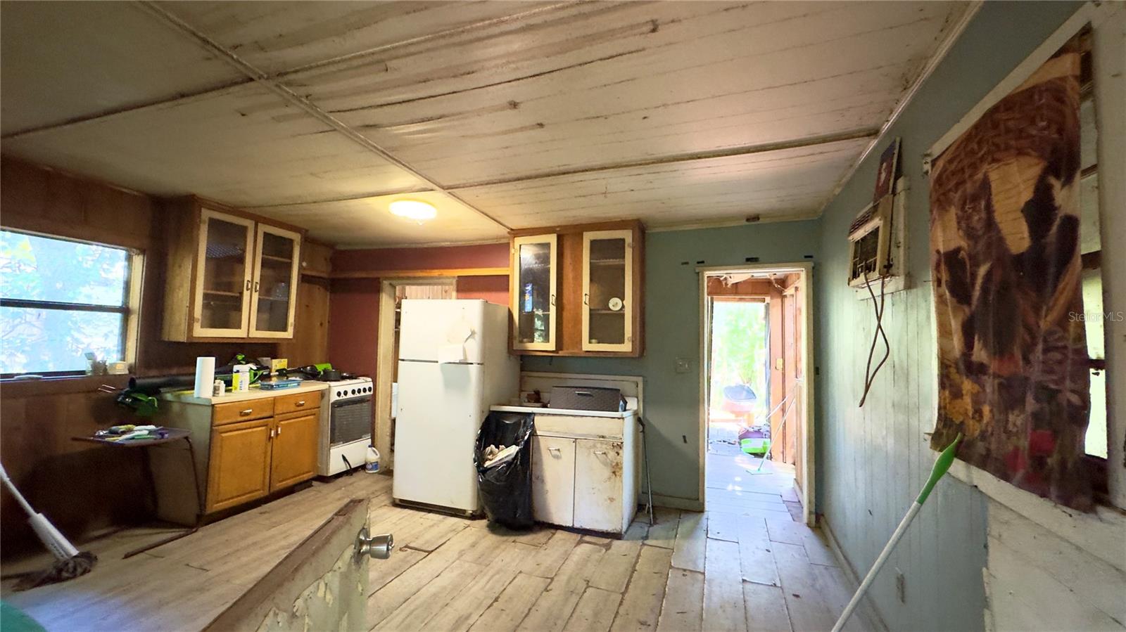 Image 6 of 34 For 12341 Deer Lake Drive