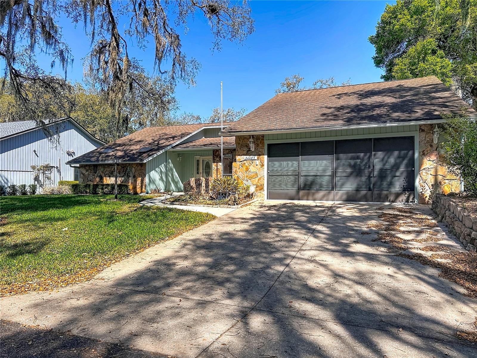 Image 4 of 85 For 34485 Cedarfield Drive