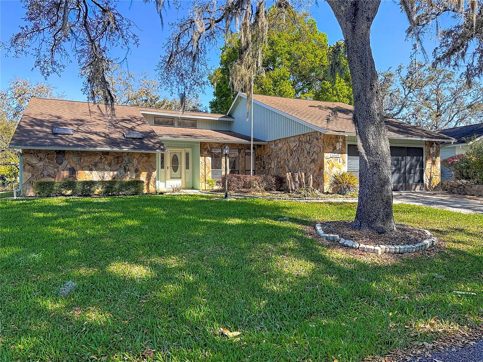 Image 5 of 85 For 34485 Cedarfield Drive