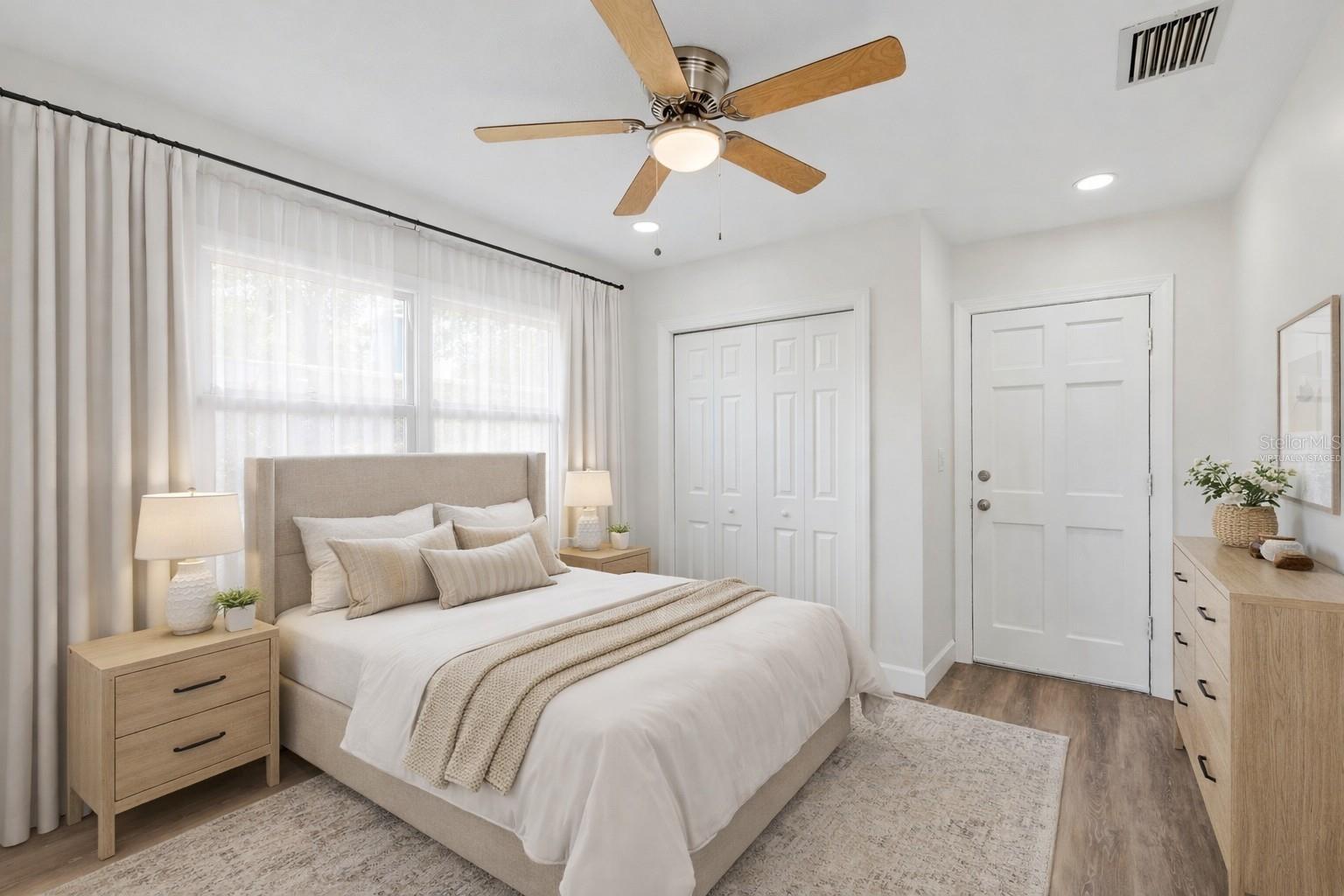 Listing photo id 35 for 4313 Shadowlawn Avenue