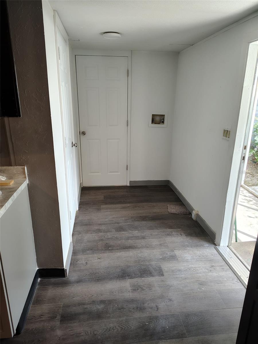 Image 5 of 10 For 4228 Athens Avenue