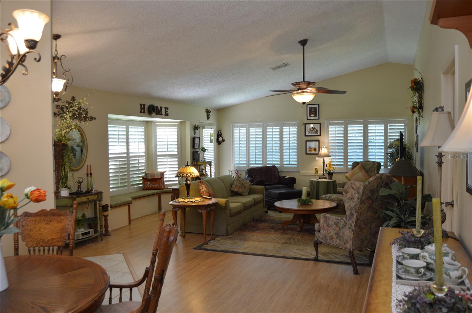 Image 10 of 36 For 4701 Wallingford Court 4701