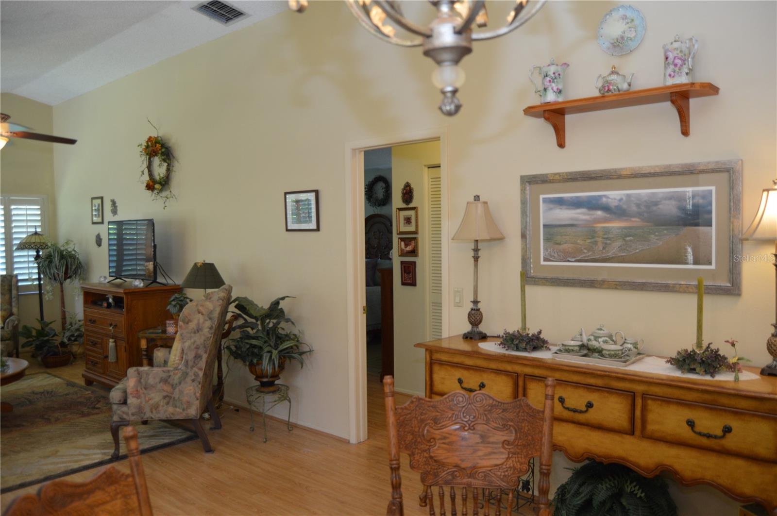 Image 14 of 36 For 4701 Wallingford Court 4701