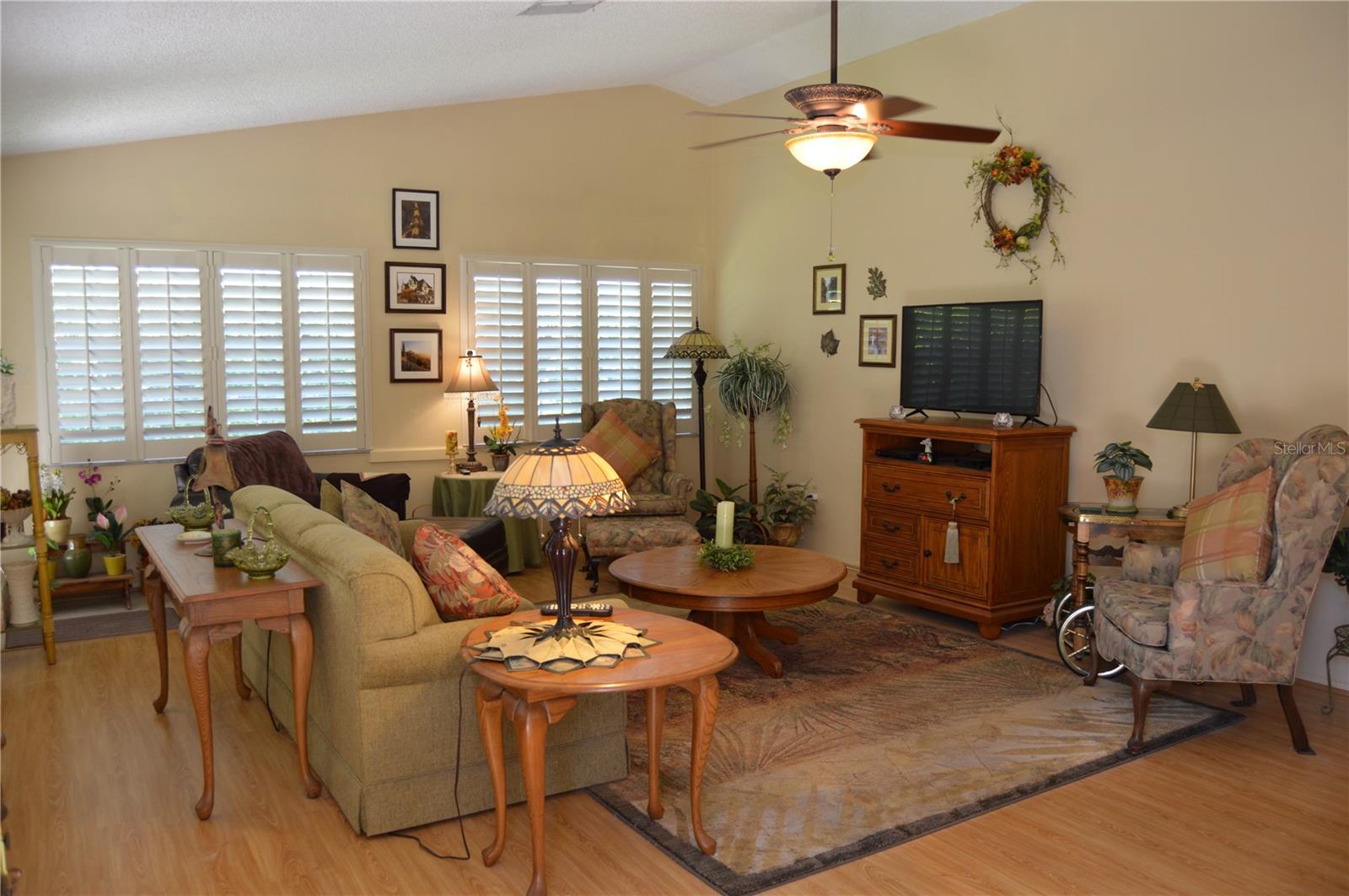 Image 6 of 36 For 4701 Wallingford Court 4701