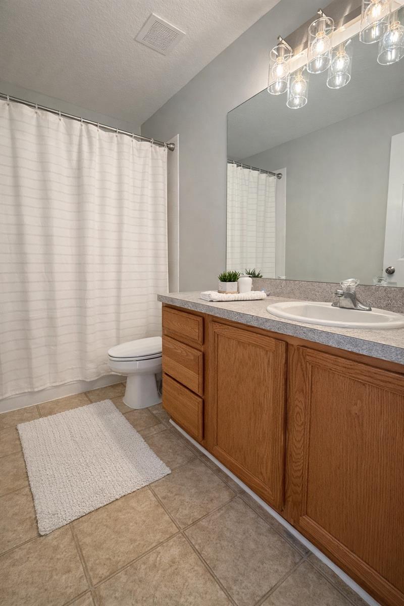 Image 13 of 15 For 14069 Drysdale Street