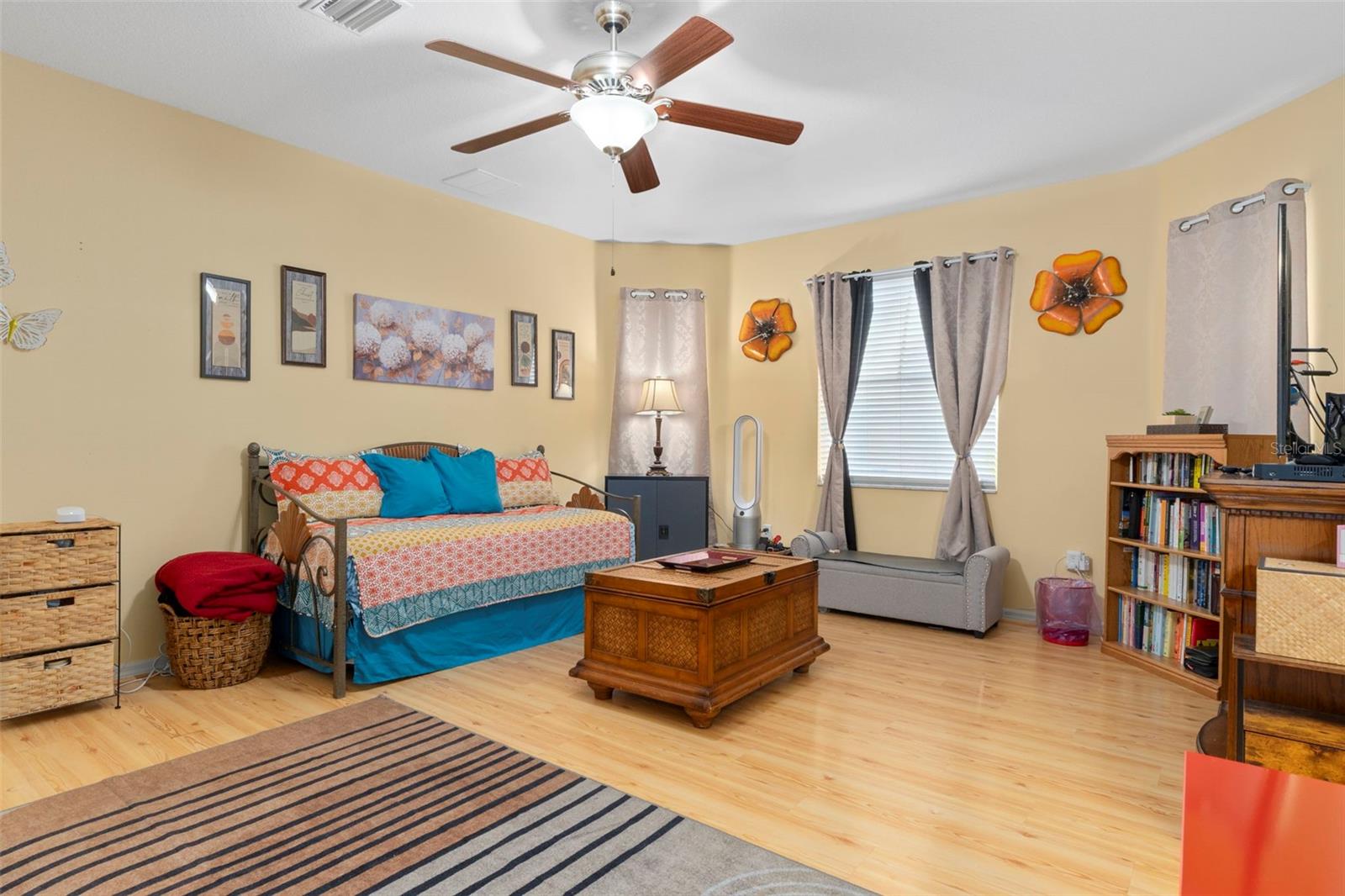 Image 17 of 40 For 8398 Indian Laurel Lane