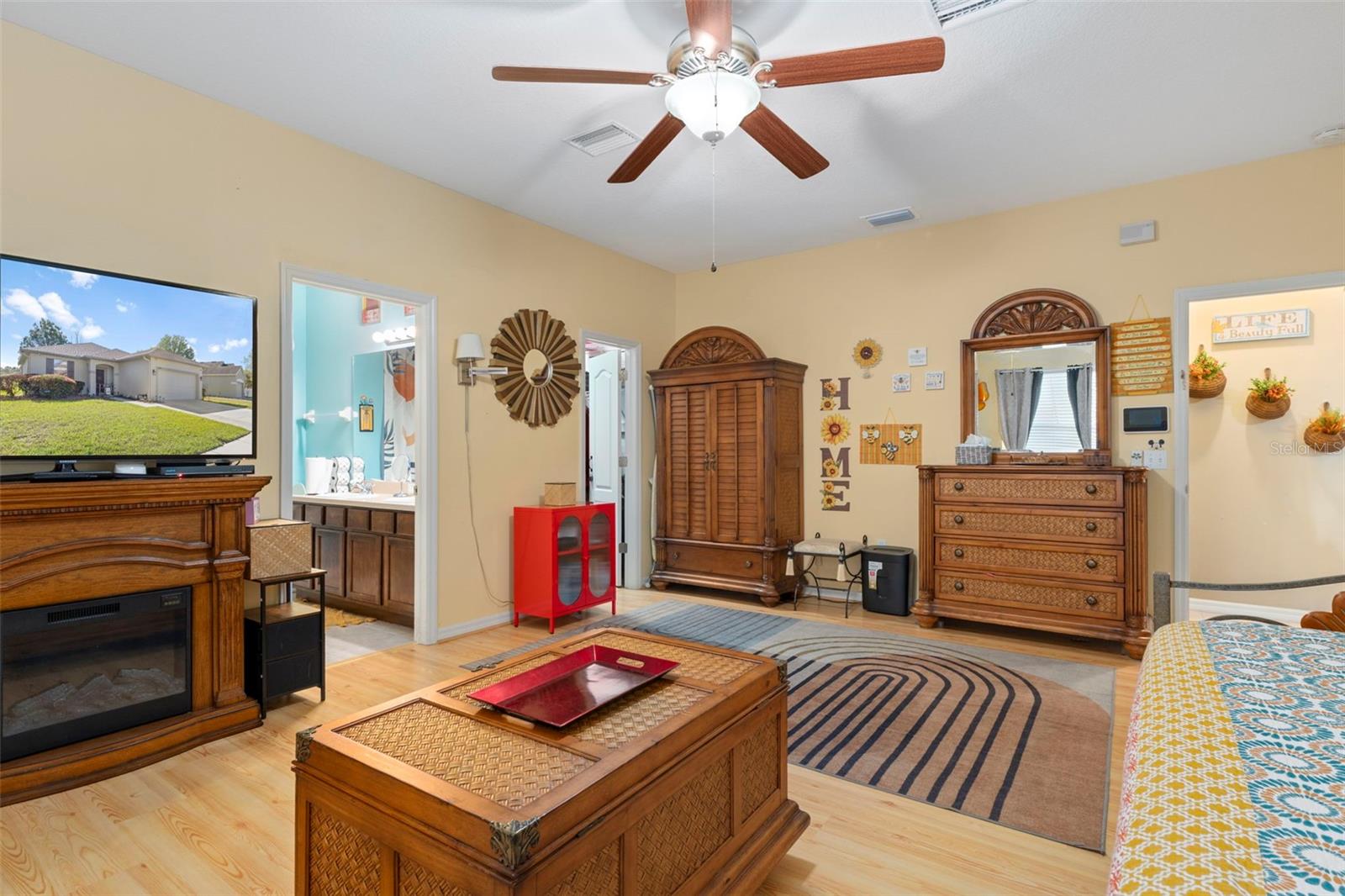 Image 18 of 40 For 8398 Indian Laurel Lane