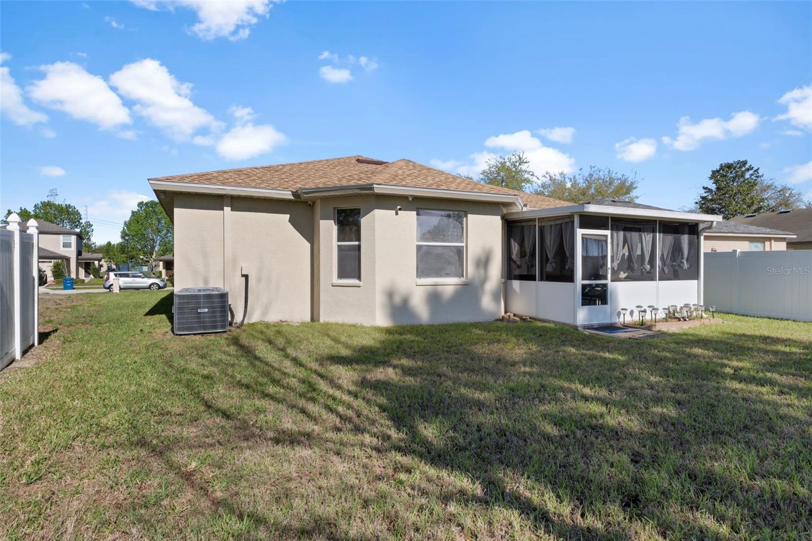 Image 27 of 40 For 8398 Indian Laurel Lane