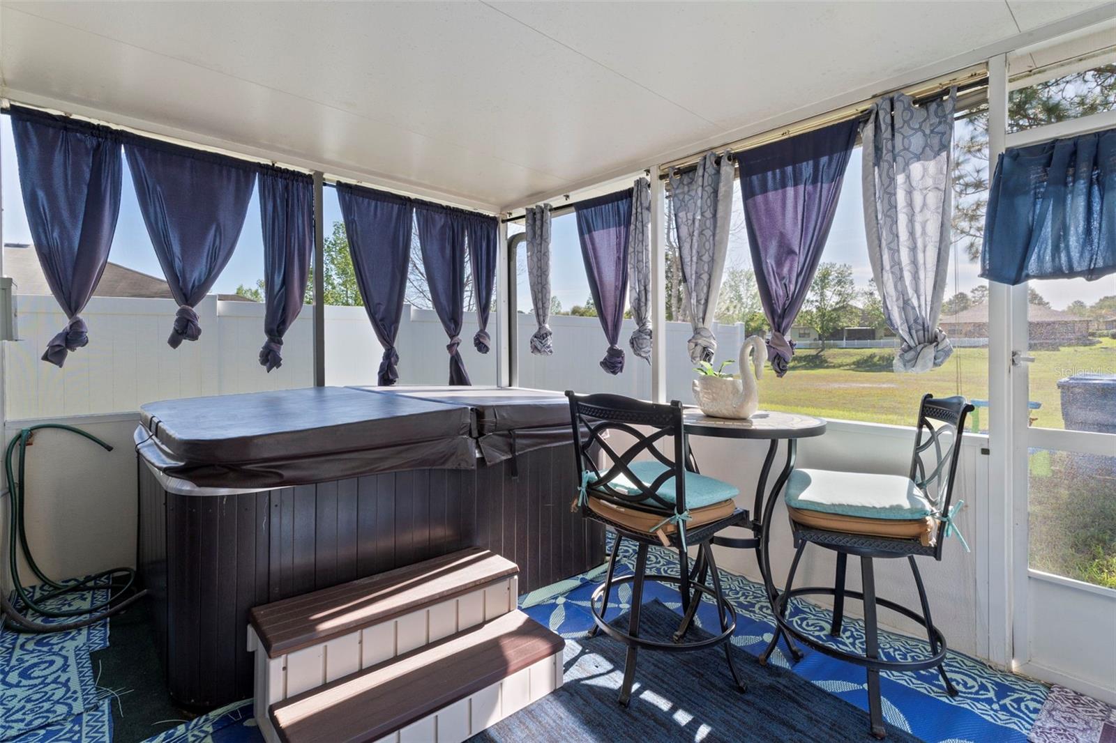 Image 3 of 40 For 8398 Indian Laurel Lane