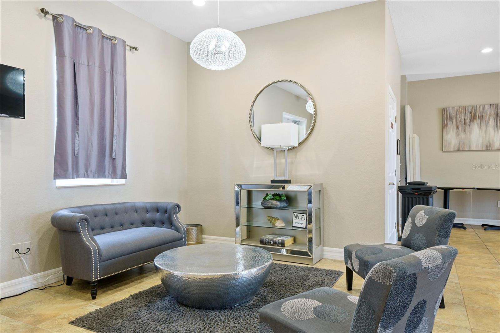 Image 33 of 40 For 8398 Indian Laurel Lane