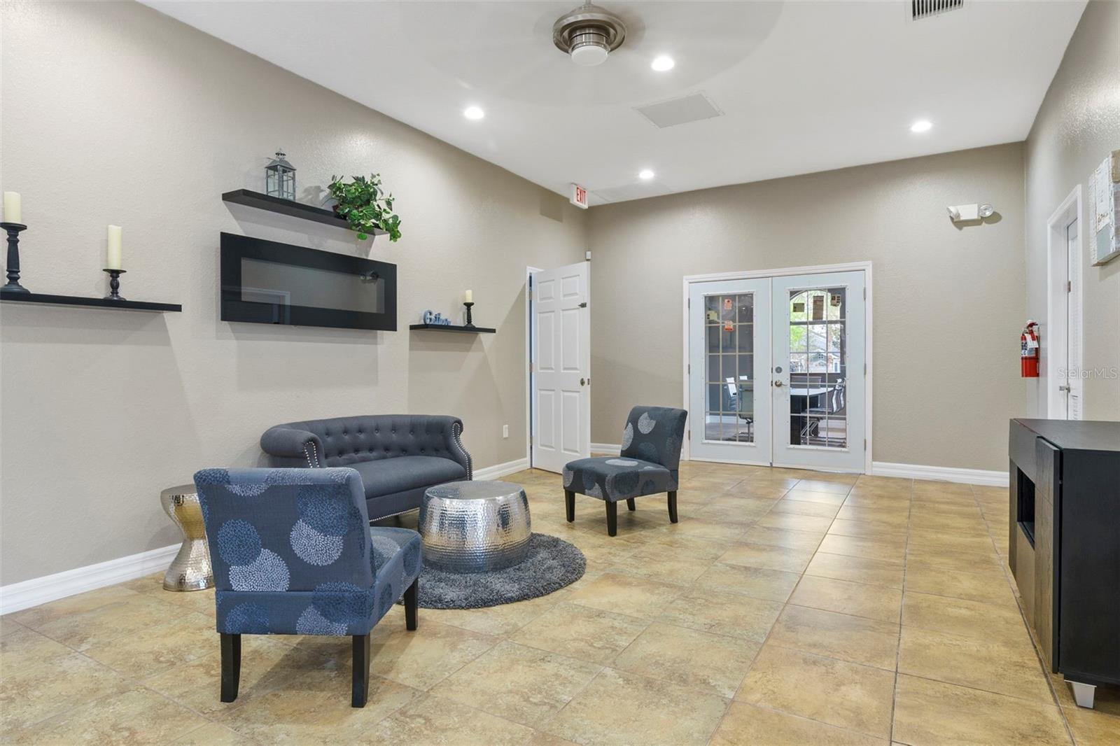 Image 35 of 40 For 8398 Indian Laurel Lane