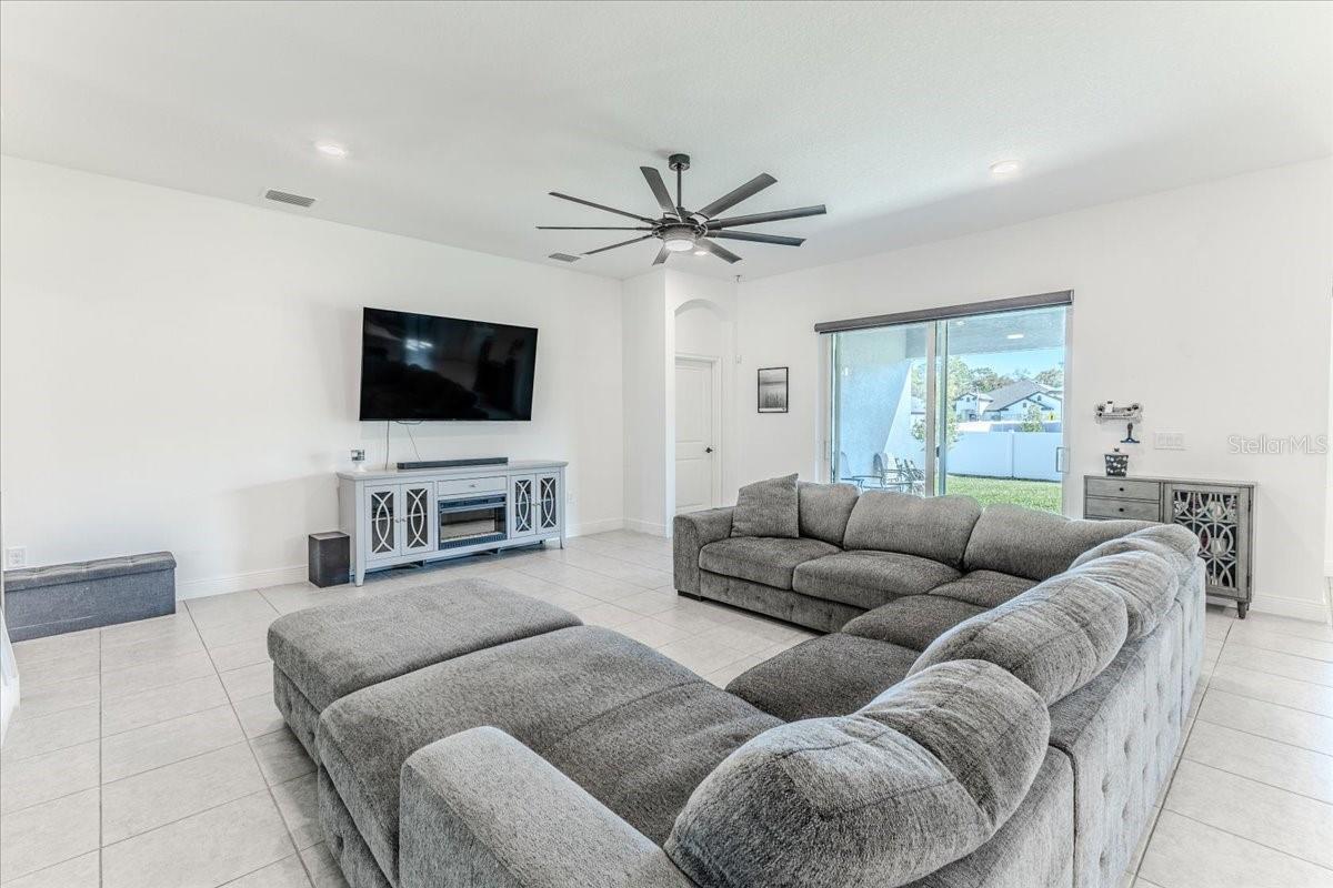 Image 19 of 47 For 1252 Kelsa Anne Drive