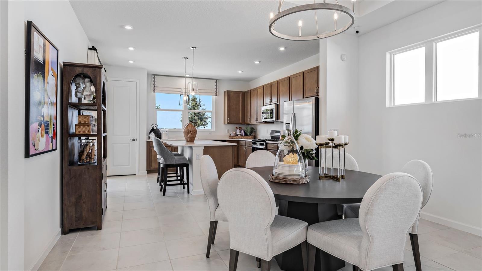 Image 7 of 26 For 1455 Santorini Way