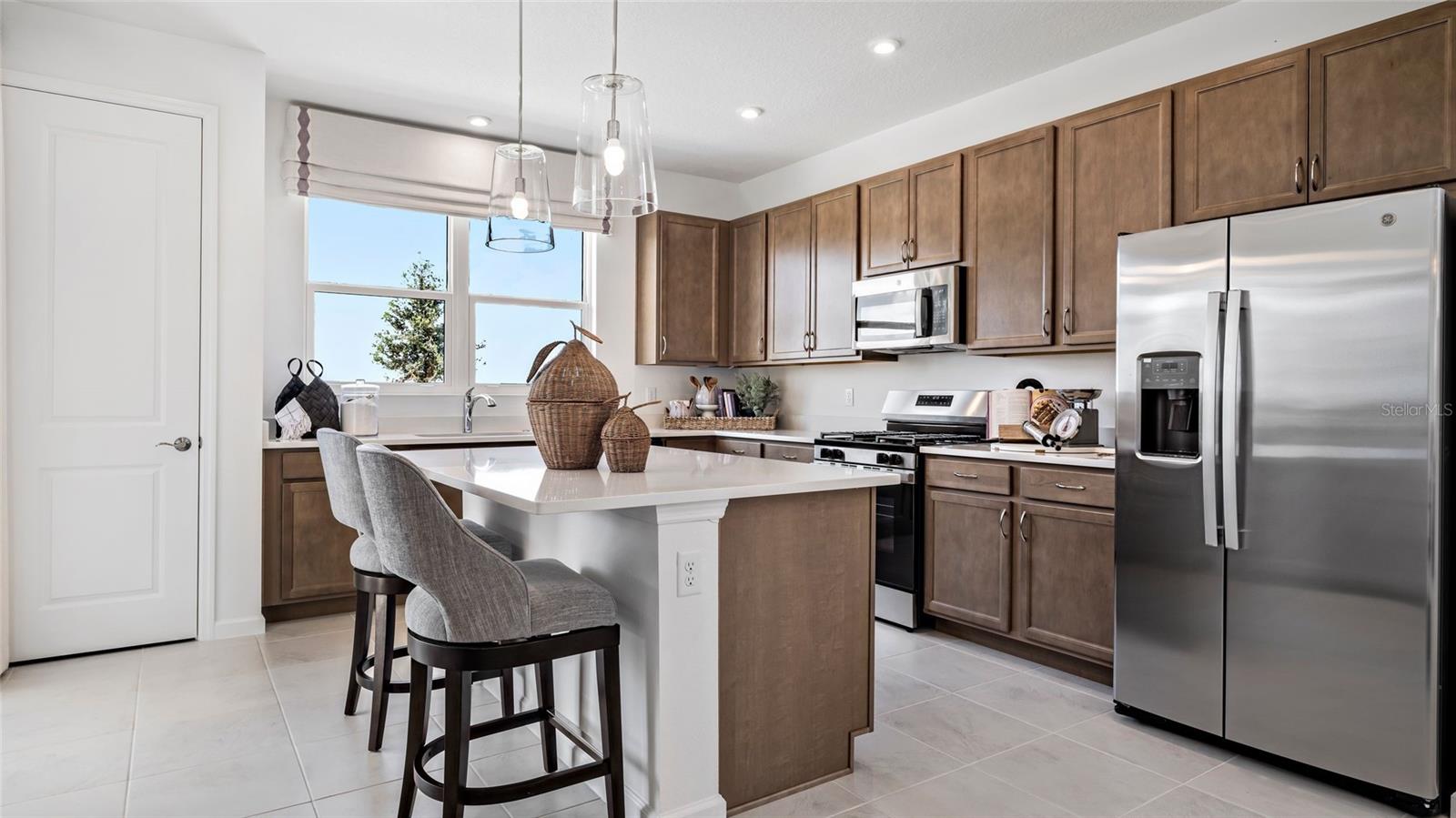 Image 9 of 26 For 1455 Santorini Way