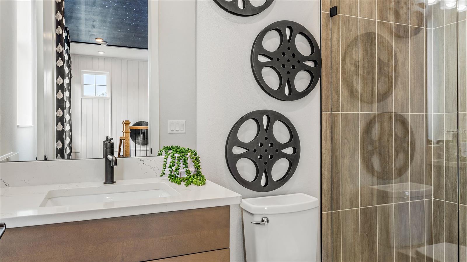 Image 18 of 34 For 426 Turin Way