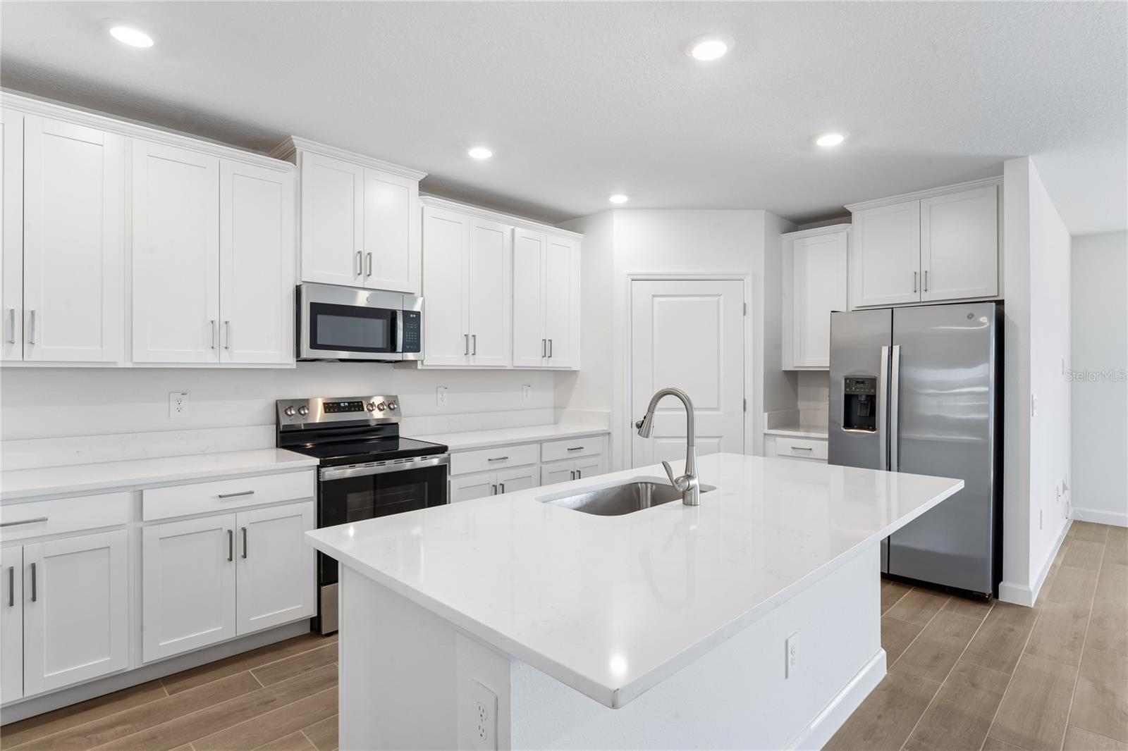 Image 13 of 44 For 6692 Homebound Way