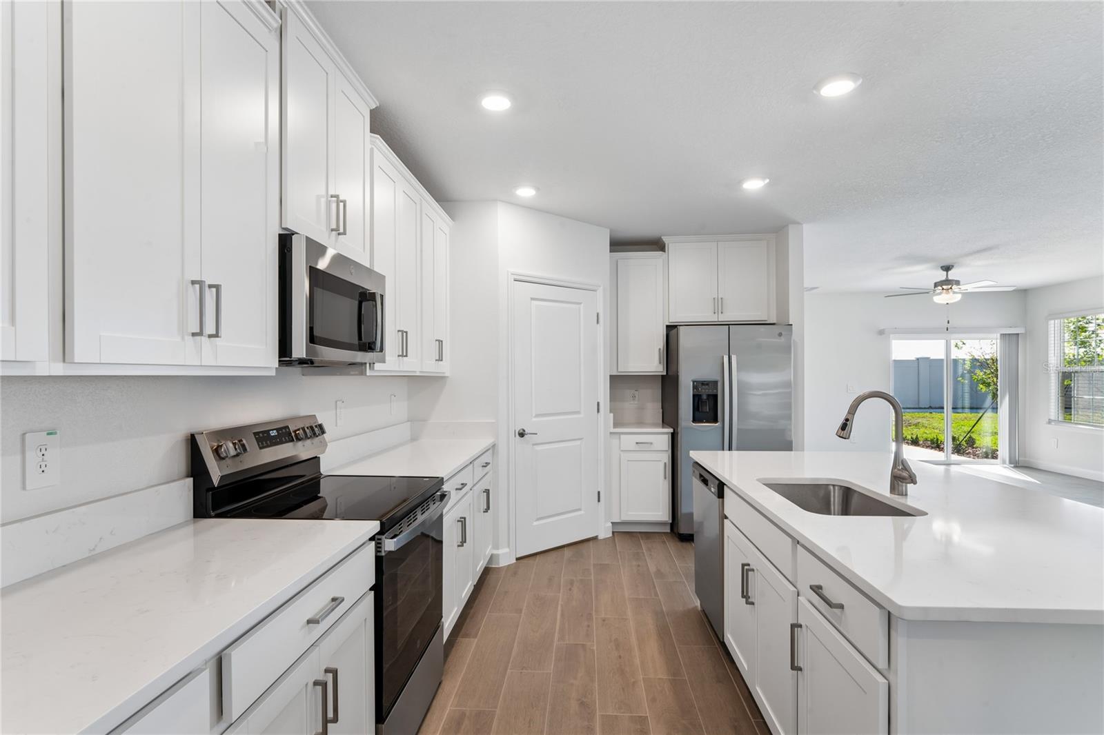 Image 14 of 44 For 6692 Homebound Way