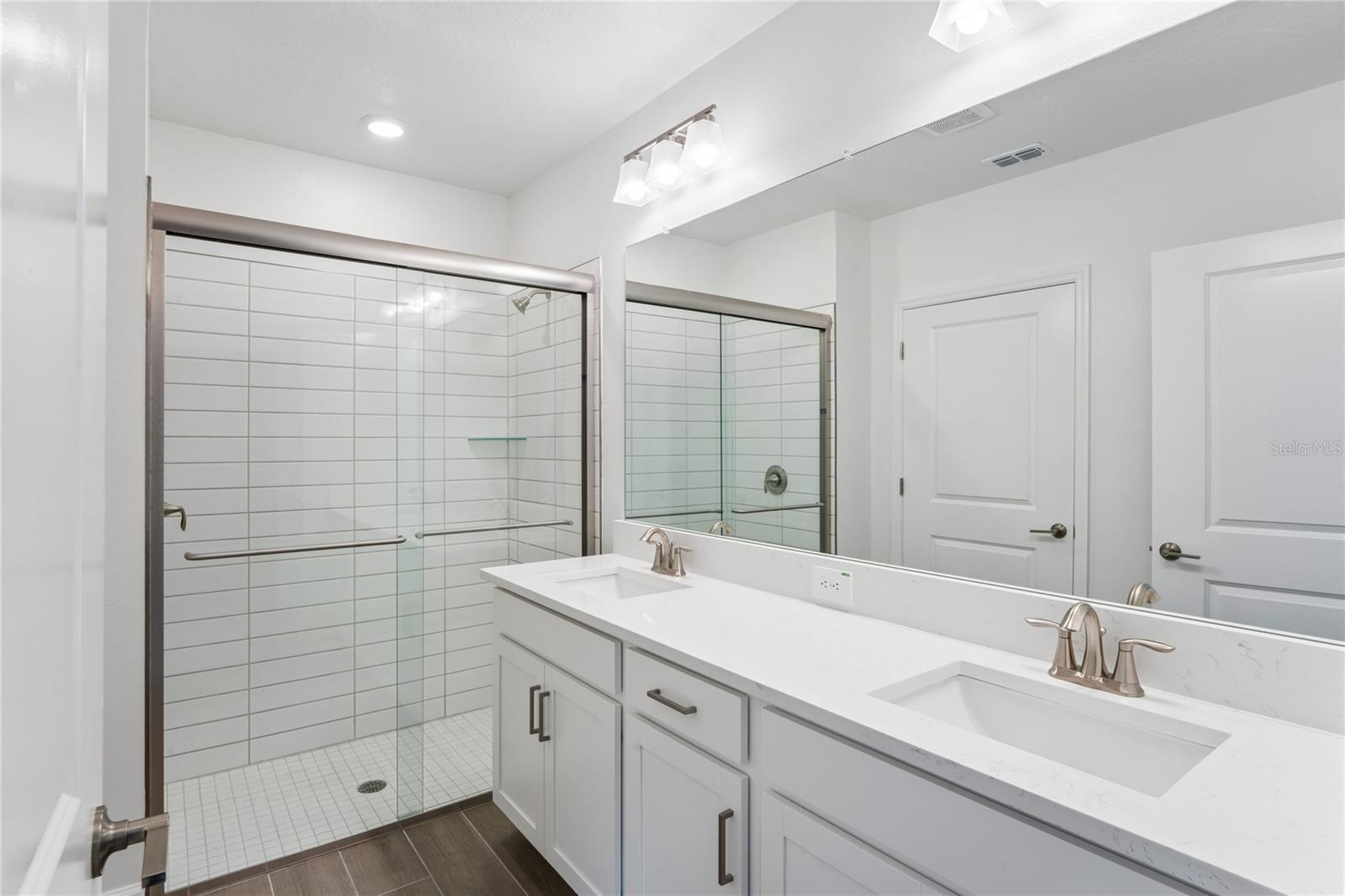 Image 23 of 44 For 6692 Homebound Way